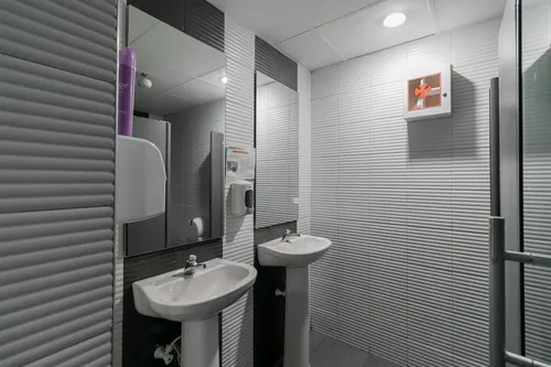 Oficina En Arriendo En Porciúncula. Cod A1021285