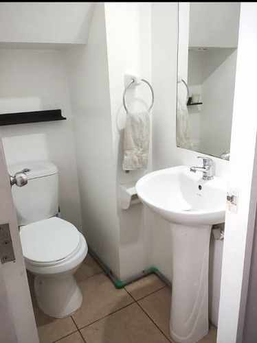 Se Vende Casa En Avenida Leighton. Villa Alemana.
