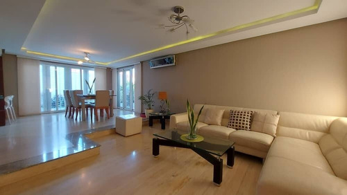 Imagen 2 de 30 de Townhouse En Venta Valles De Camoruco, Remodelado, Isomar Gubaira Remax Cod15614