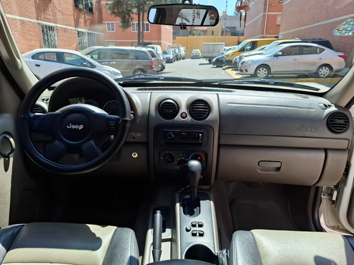Jeep Liberty 3.7 Limited 4x2 Mt