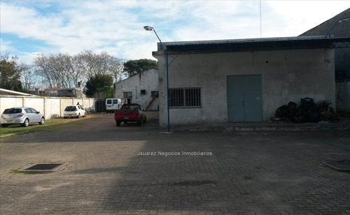 J.s Local Industrial En Sayago