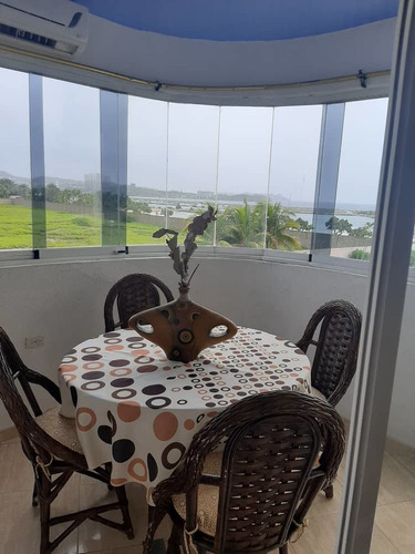 Imagen 21 de 30 de Apartamento Vacacional Orilla De Playa Vista Al Mar Costa Azul Edificio Esparta Suites