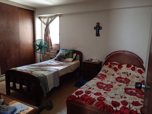 Apartamento En Venta En San Bernardino. 4hab/3baños/1 Pe 122m2. Ref: 58.000