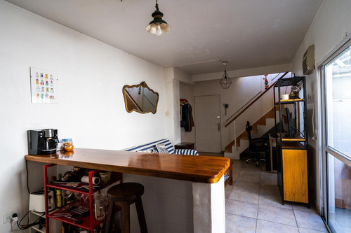 Imagen 3 de 17 de Ph 2 Ambientes Tipo Duplex- Coghlan Sin Expensas
