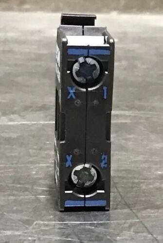 Eaton M22-led230-b Led Light Unit 85-264vac Nos Surplus Bbf