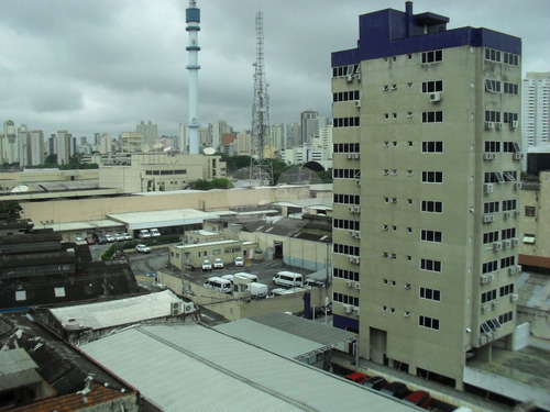 Imagem 20 de 21 de Venda Ou Aluga Sala Comercial 30 M³ Com Ponto Para Ar-condicionado E 1 Vaga De Garagem - Barra Funda - Reo369460