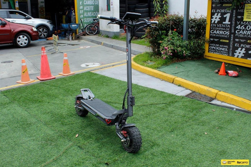 Imagen 16 de 25 de Patineta Ion Ultra Electric Scooter