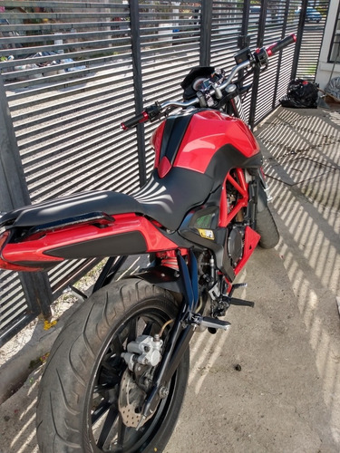 Imagen 6 de 10 de Tnt 250cc Benelli