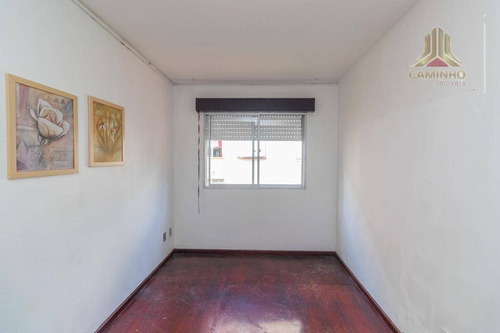 Imagem 9 de 12 de Vendo Apartamento De Dois Dormitórios, Com Estacionamento, Em Frente A Uniritter - Ap4019