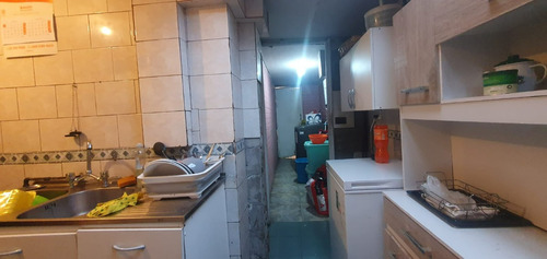 Casa En Venta En Los Ministros, Barrio Las Rosas. Maipú