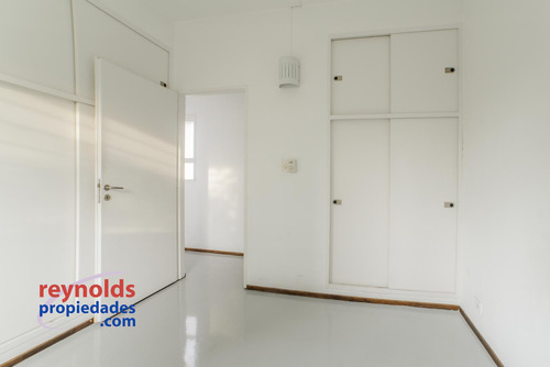 ¡dúplex En Piso 2° Por Escalera, Con Terraza En Piso 3°, Con Parrilla Y Baulera!