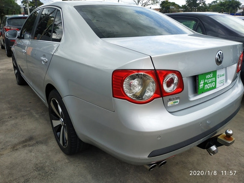 Volkswagen Jetta 2.5 4p 2009