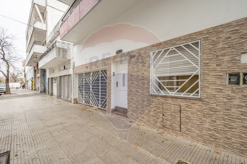 Casa Sobre Lote Propio Con Garage Y Terraza