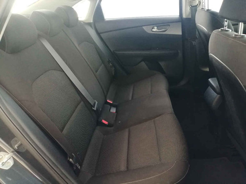 Imagen 10 de 14 de Kia Forte Sedan 2019 4p Lx, 2.0 L Mpi Atkinson Tm6, Ba,