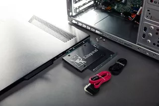 Kit Actualización Ssd Kingston Kc600 512gb Acronis 2.5 Sata3 Color Negro