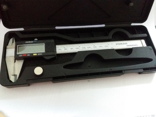 Calibre Digital Acero Inox 15cn Dig Grande +estuche +2pila $