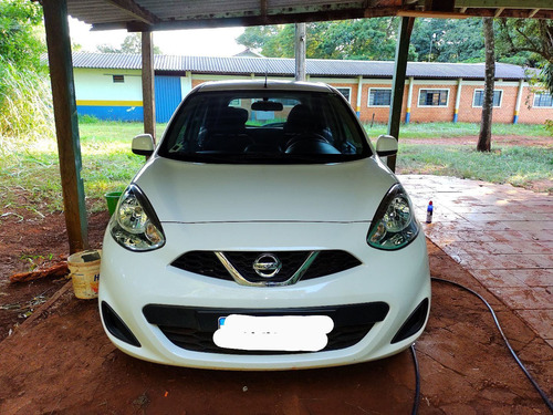 Nissan March 2016 1.0 12v S 5p