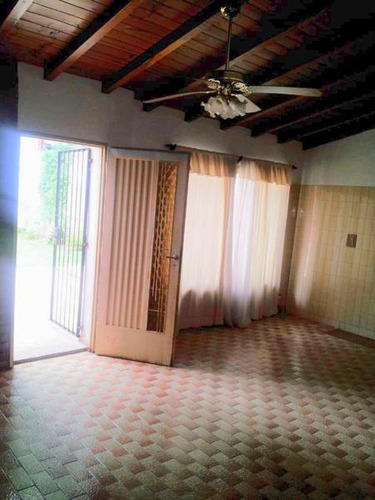 Imagen 8 de 13 de Casa - Barrio Parque Leloir
