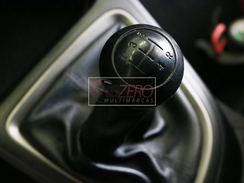 Imagem 10 de 15 de Hyundai Hb20 1.0 Comfort Plus 12v Flex 2014