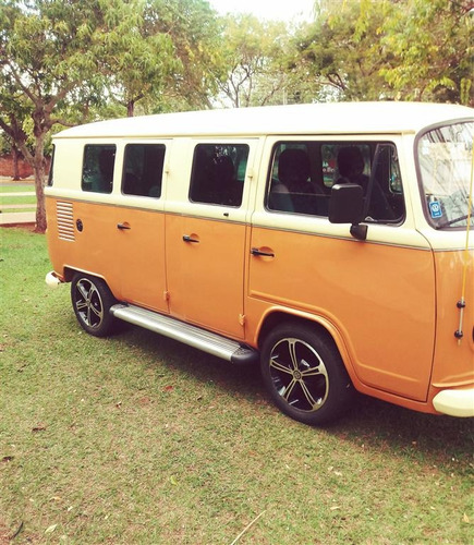 Imagem 4 de 15 de Vw Kombi 1978 De 4 Portas Ap2.0 Gas. Fabrica Só 35 Unidades