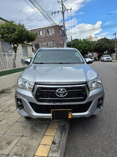 Toyota Hilux 2.4