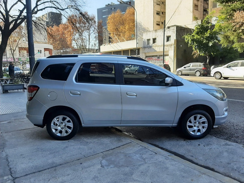 Imagen 4 de 25 de Chevrolet Spin Ltz