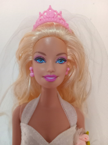 Boneca Barbie Noiva Fairytale 2012 - Ler Descrição (Usado)