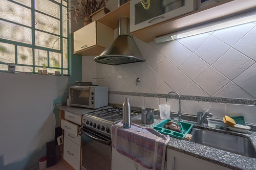 Depto 3 Ambientes Venta Montserrat Luminoso Amplio