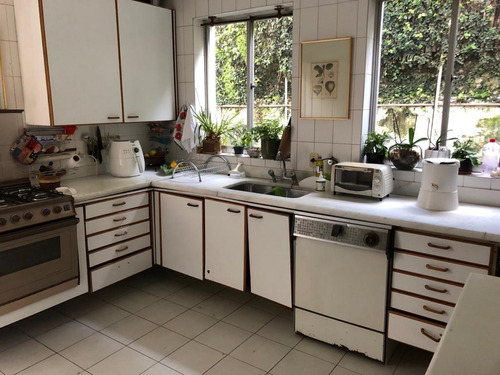 Casa À Venda No Bairro Jardim Europa - São Paulo/sp - O-10370-19799