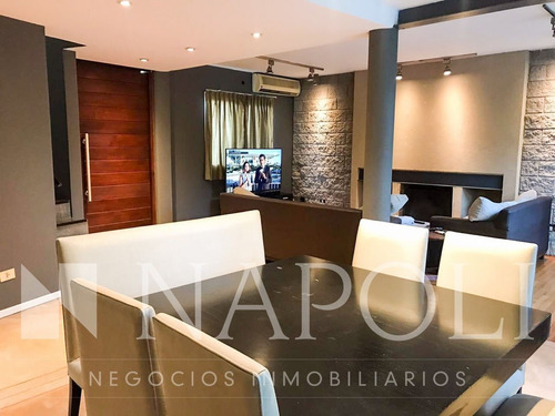 Imagen 3 de 17 de Venta De Casa En Dos Plantas, La Deseada Canning