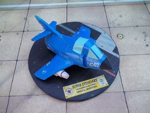 Super Etendard (deformado) Fabricado En Papel Maqueta Armada