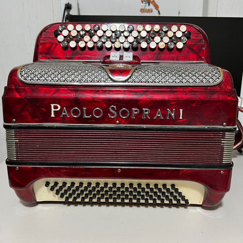 Acordeon Paolo Soprani 2 Registros 80 Bajos Botones