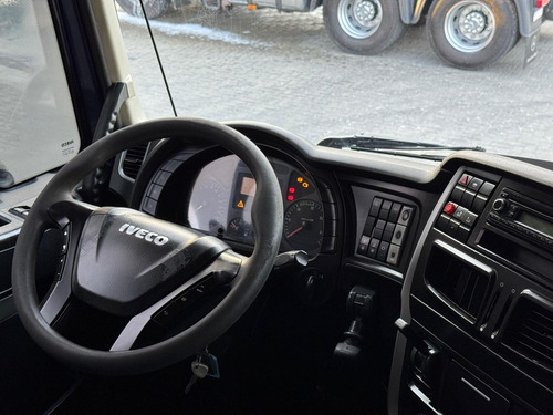 Iveco Stralis Hi-way 440 Ano 2019 6x2 Susp.molas