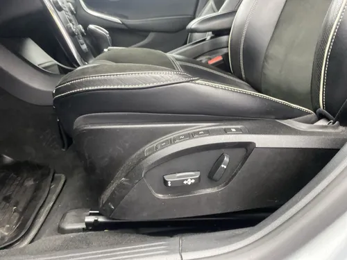 Volvo V40 2.0 T4 Drive-E R-DESIGN AT