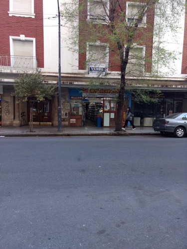 Local Centro , Vende
