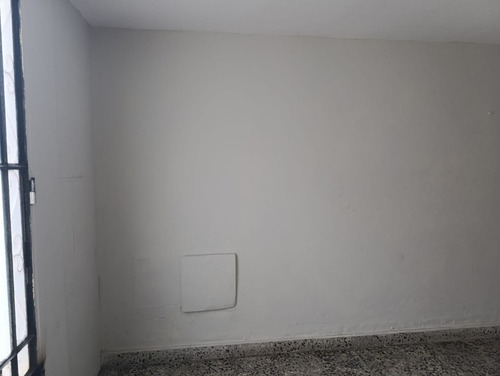 Cuarto Puerta A Calle, A 4 Cuadras De Universidad San Marcos, Cercado De Lima Elio