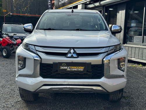 Mitsubishi L200 2.4 Dakar Mt Hp