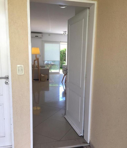 Imagen 4 de 12 de Hermoso Departamento De 2 Amb En Venta En Altos Del Molino. Pilar. Con Escritura!!