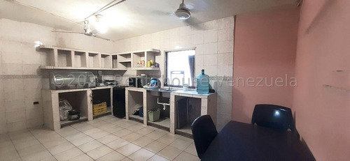 Imagen 4 de 30 de Edificio En Venta Florencio Jiménez De Barquisimeto Lara 0.4.2.4.5.9.3.7.5.4.2/ Rent-a-house Centro Occidente Mls Código: 22-9664, Comprende Local, Apartamento, Cava Cuarto