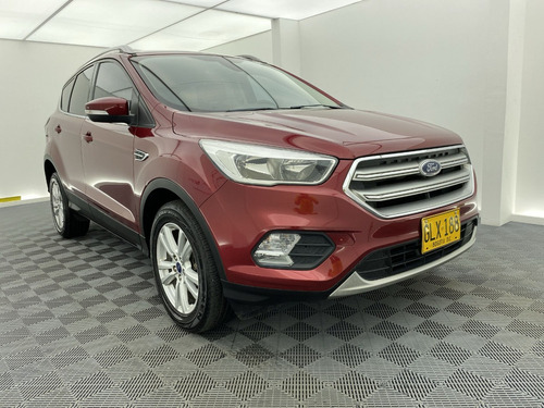 Imagen 3 de 25 de Ford Escape Se