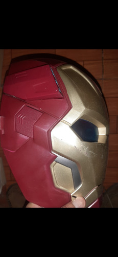 Iron Man Casco Electrónico Hasbro 2012 (Usado)