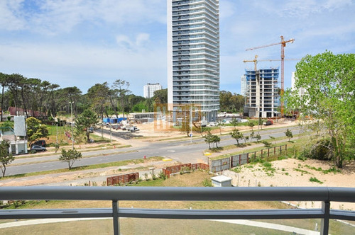 Edificio Ocean Drive !!!! Excelentes Servicios- Ref: 4212