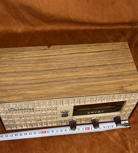 Antigua Radio A Valvulas Royal Funcionando, Decada Del 60 (Usado)