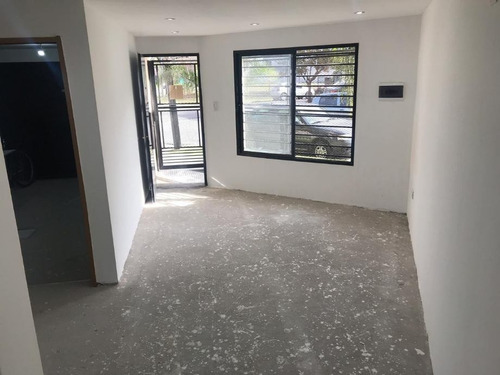 Imagen 5 de 14 de Duplex En Venta En Ituzaingo Norte