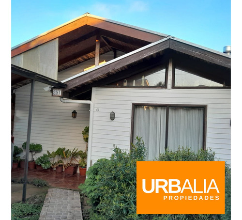 Se Vende Casa En El Sur De Chile Con Vista Al Mar Y Cabaña I