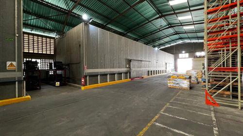 Daniela Linarez Ofrece En Venta Galpones En Zona Industrial Iii Avenida Principal Totalmente Equipadon Con Cavas De Conservacion Empaquetadora Listo Para Producir Conjunto Privado Barquisimeto Lara