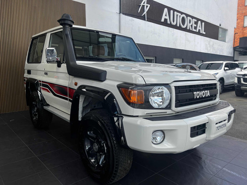 Toyota Land Cruiser Macho Grj71l 4.0 Cc