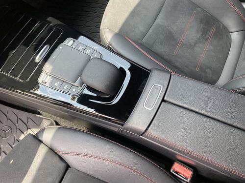 Mercedes Benz Clase Cla 200 1.4 Amg Line 2023