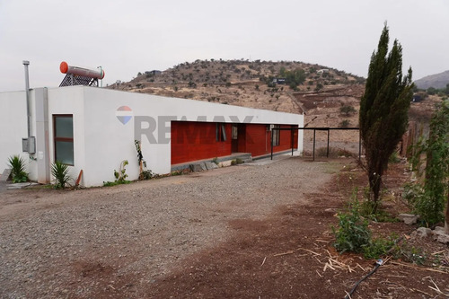 C. Hacienda Chacabuco Casa En Parcela 3 Dorm.