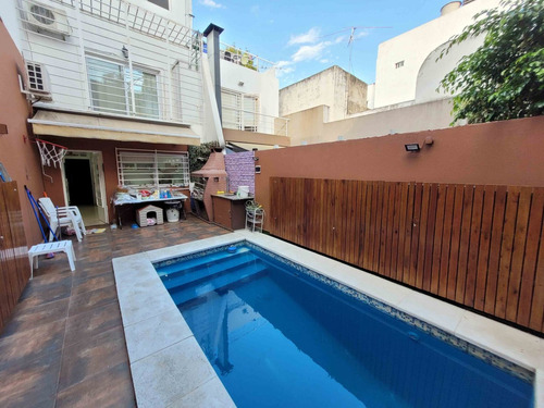 Imagen 2 de 19 de Triplex C/ Coch Y Pileta Climatizada, Impecable! En Venta!